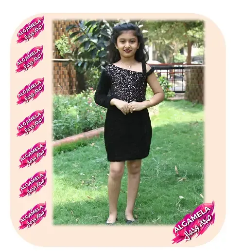 فساتين أطفال سواريه سك قصيرة باللون الأسود