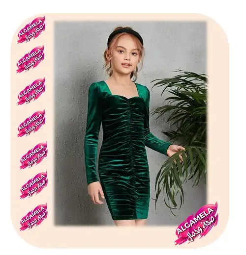 فساتين سواريه اطفال سك فيروزي قصير بأكمام طويلة وكسرات تمتد بطوله